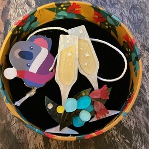 NIB Erstwilder Champagne Christmas Brooch